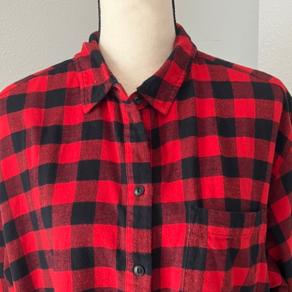 GAP Women Oversized Plaid Flannel Button Down Shirt-Red Buffalo Plaid | L - Picture 3 of 13